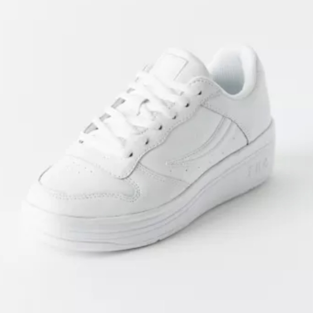 Reebok sneakers 7.5